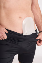 Cargar imagen en el visor de la galería, Bañador Ostomía Hombre Cintura Alta Negro Con Bolsillo Interno